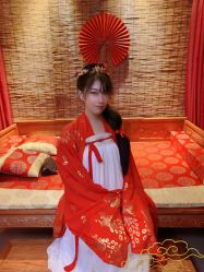 -汉仪华裳汉服馆(打浦桥店)