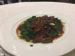 -梅龙镇酒家(南京西路总店)