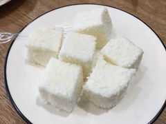 -广信牛奶甜品世家(台东店)