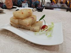 香煎萝卜糕-坚记酒家·佛山老字号·顺德鱼生标准示范店