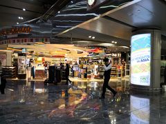 -中免(澳门机场免税店)