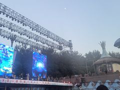 -汤山欢乐雪世界