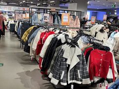 -唯品会(北京国瑞城店)