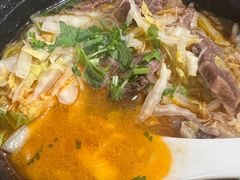 -闫家驴肉老店(华电一校店)