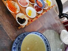 -榴乡缘云南蒙自菊花过桥米线