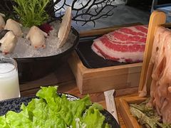 -湊湊火锅·茶憩(杭州湖滨银泰in77店)