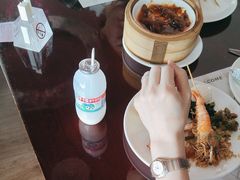 -荣誉国际酒店-云顶旋转餐厅