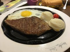 -豪客来牛排(空港华联店)