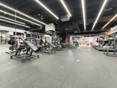 -VLines耀能运动24小时·月付制健身(京广桥店)