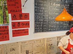-柳州肥姨妈大骨螺蛳粉(沙河店)