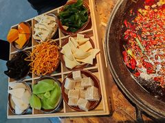 -芈重山老火锅(洪崖洞店)