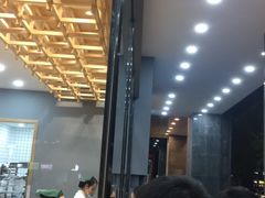 面包甜点陈列柜-六贤记(杭州龙湖滨江天街店)