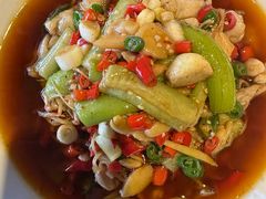 半汤牛蛙-懒人盐府人家(航天桥店)