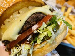 -The Habit Burger Grill 哈比特汉堡(复兴soho店)