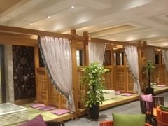 -弘安丽水温泉酒店