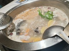 -马家斑.鲜鱼火锅(松湖万科店)