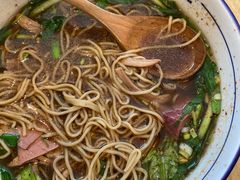 -镇南锅盖面馆(解放路店)