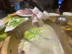 -颜氏双江清水鱼一养身火锅(磁器口店)