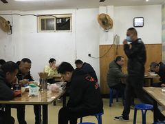 大堂-老字号贾家肉丸糊辣汤(光明巷店)