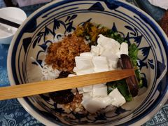 小锅米线-蜗牛小馆醉乡民谣云南菜(惠新西里店)