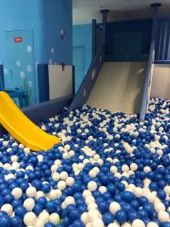 -孩子王(龙湖滨江天街店)