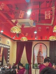 -东方先生国潮男士理发馆
