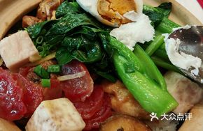 Pork Rib, Sausage, and Chicken Congee