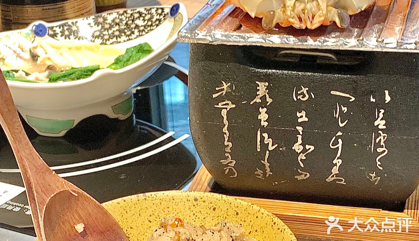 太古里活蟹料理店！人均上千一蟹n吃！ 
