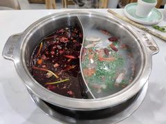 红白鸳鸯-屋头串串(新街里店)