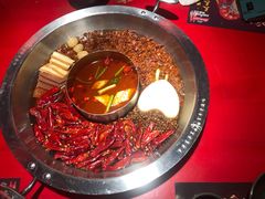 番茄鸳鸯锅-谭鸭血老火锅(图书馆店)