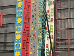 -极限PLAY运动娱乐新世界·团建派对潮玩休闲馆·室内蹦极高空游乐园