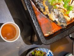 -夯鱼烤鱼·尔滨地标美食(中央商场店)