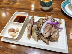 -清真·玛丽亚新疆菜主题餐厅(浙江中路店)