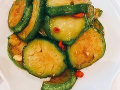 -丹江口渔村·湘味厨房(桃园店)