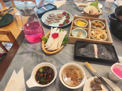 -慢丽江·云南野生菌土鸡锅(付家庄店)