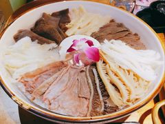 川门毛肚七绝-哥老官重庆美蛙鱼头(日月光店)