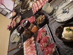 -炙忧烤肉屋(中国铁建广场店)