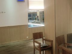 -蜜桃餐厅·伴山(湖滨商业街店)