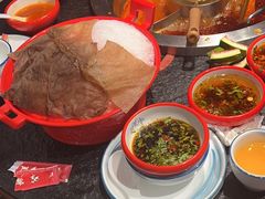 -醉董牛川派鲜肉自选火锅(烟台店)