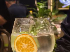 -théATRE茶聚场·餐厅(环球金融中心店)