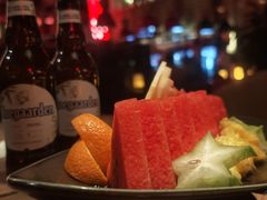 -FOUR PLAY BAR