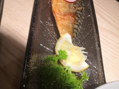 -酉品食厅·居酒小食堂(无锡蠡湖科研大厦店)