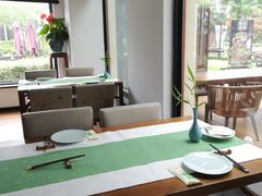 -荷风细雨·中国茶宴(碧云店)