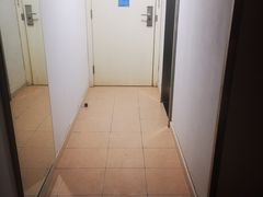 -怡莱酒店(北京纪家庙地铁站店)