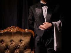 服装-JOJO实景沉浸侦探剧本杀(大悦城店)
