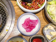 -明洞阿姨·韩式酱蟹烤肉·创意料理(三元桥店)