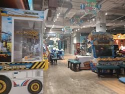 -探奇乐园蹦床公园(日月广场店)