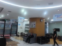 -雅悦齿科(顾村公园店)