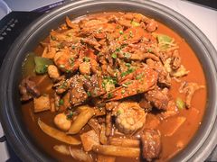-徐记小怪兽肉蟹煲(中央大街店)