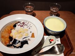 娟姗奶大满贯-RUXU入续鸳鸯糖水铺(万菱汇店)